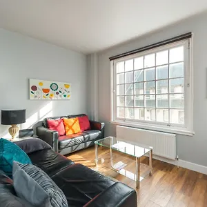 https://royal-mile-modern-apartment.edinburghhotelsuk.org